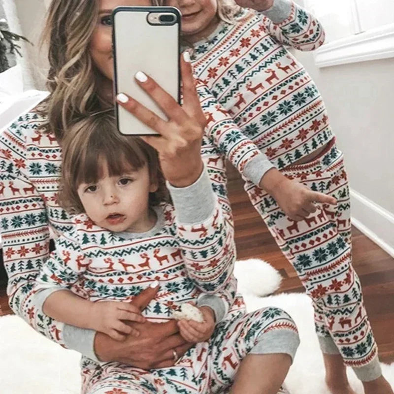 Family Christmas Matching Pajamas Set
Parent-child 2 Pieces Suit
Baby Romper Soft
Cute Pjs Xmas Look